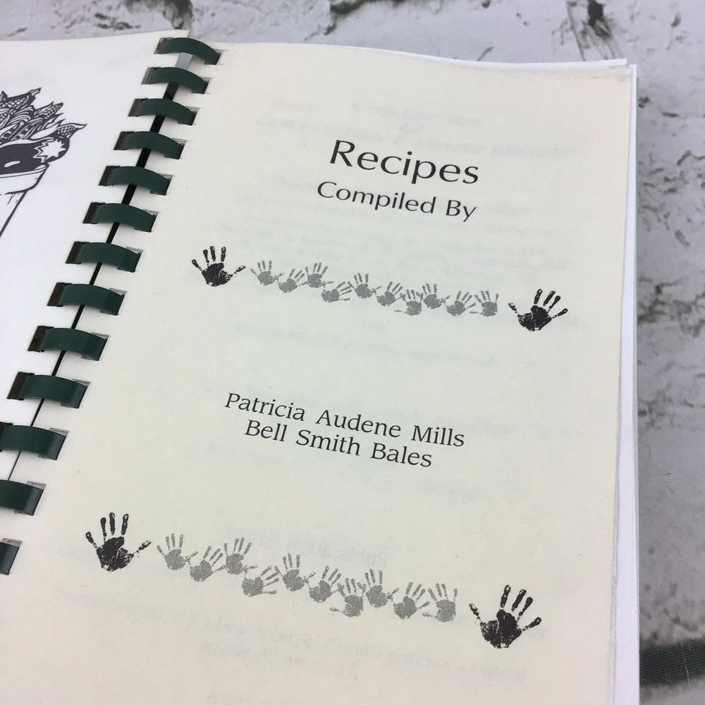 Vintage‎ Cookbook A Collection Of Our Families Favorite Recipes Spiral Bound